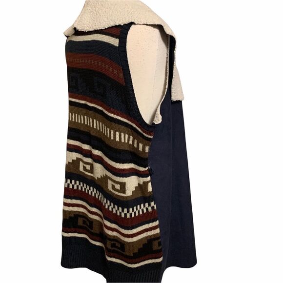 Plus Size Almost Famous Open front Navy Blue, Burgundy knit Poncho 2X - Picture 8 of 9